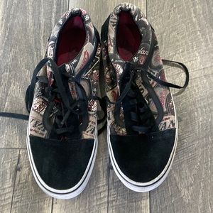 Black/Red/Gold Size 12 Used Vans low Sneakers